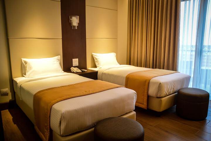 Room 15 of 113