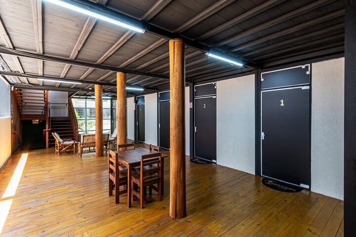 Room 8 of 20