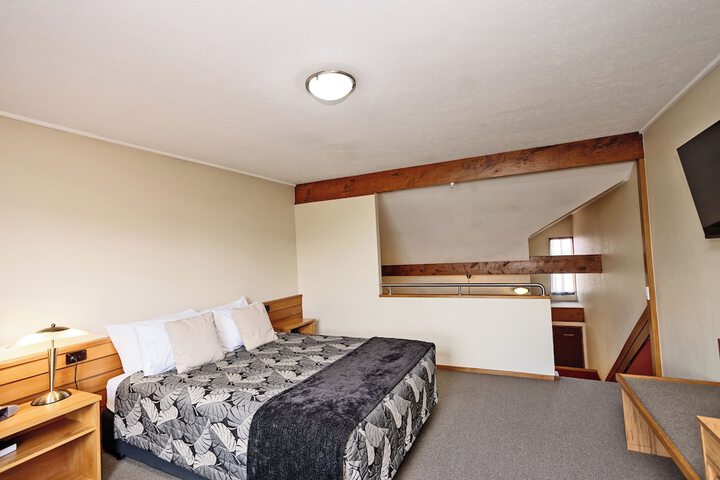 Room 13 of 51