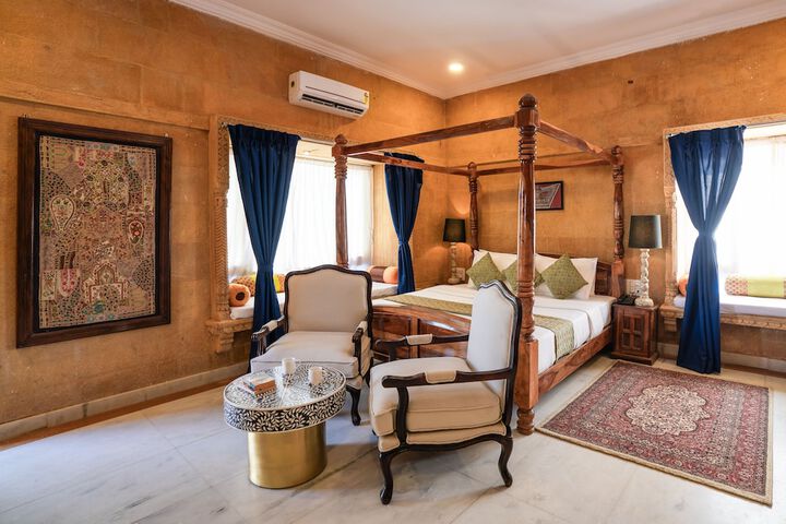 Room 46 of 82