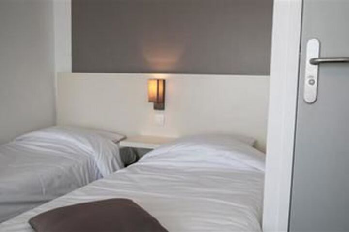 Room 39 of 60
