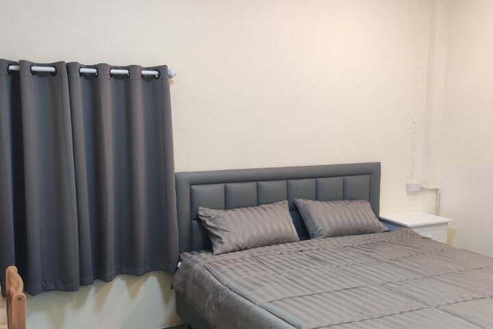 Room 3 of 20