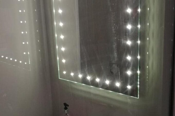 Photo 11