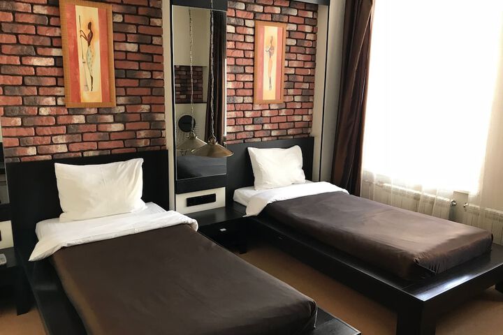 Room 9 of 58