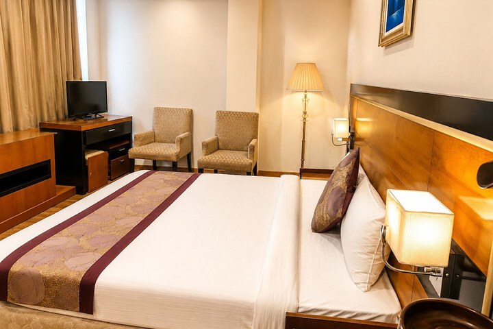 Room 7 of 22