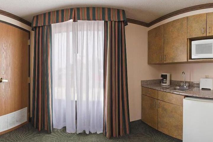 Standard King Bed Accessible (3 of 12)