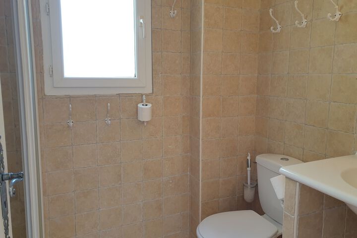 Room 48 of 75