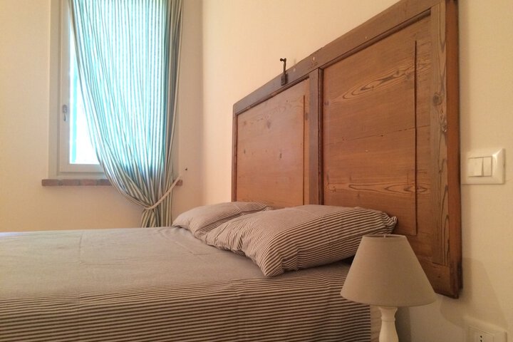 Room 3 of 63