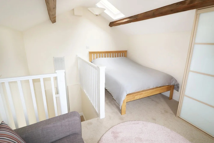 Room 2 of 11