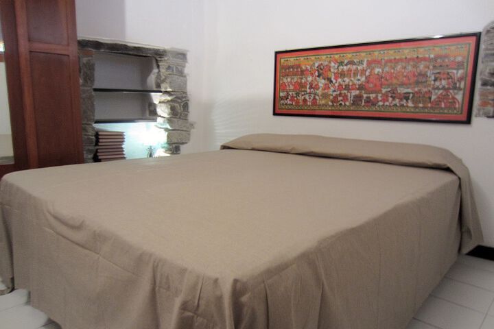 Room 15 of 15