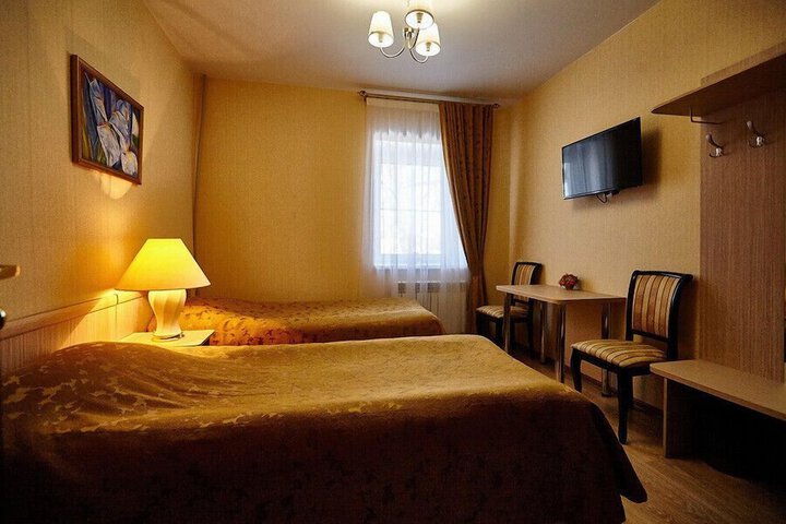 Room 19 of 48