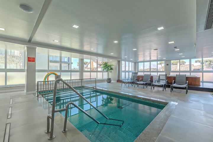 Pool 17 of 38