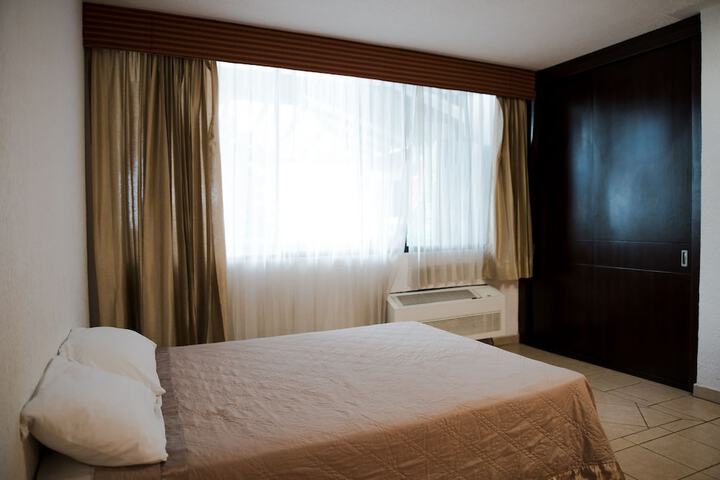 Room 14 of 73