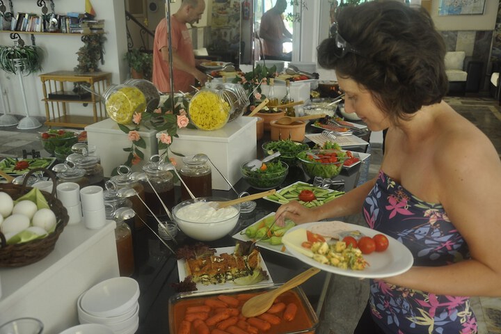 Dining 45 of 64
