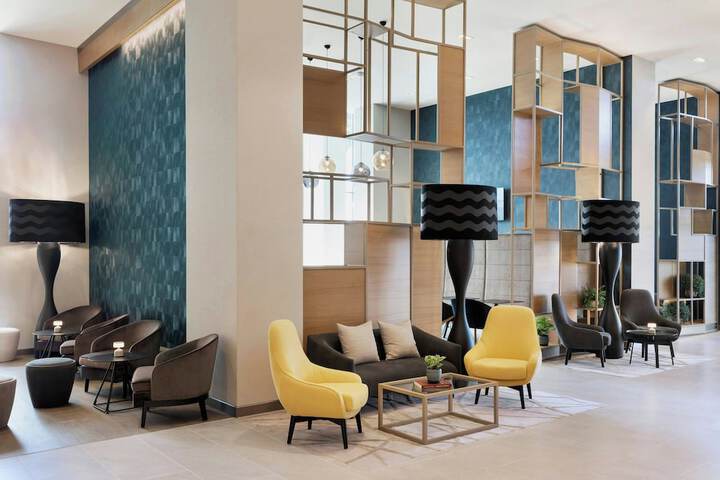 Hotel Interior 10 of 94