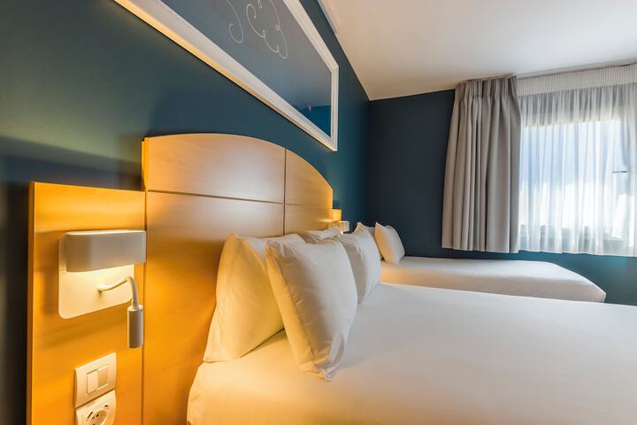 Room 20 of 96