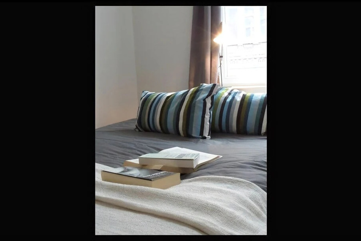 Room 3 of 8