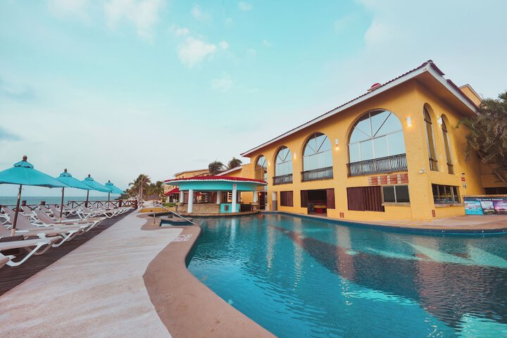 Pool 57 of 136