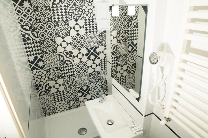 Clean Restrooms