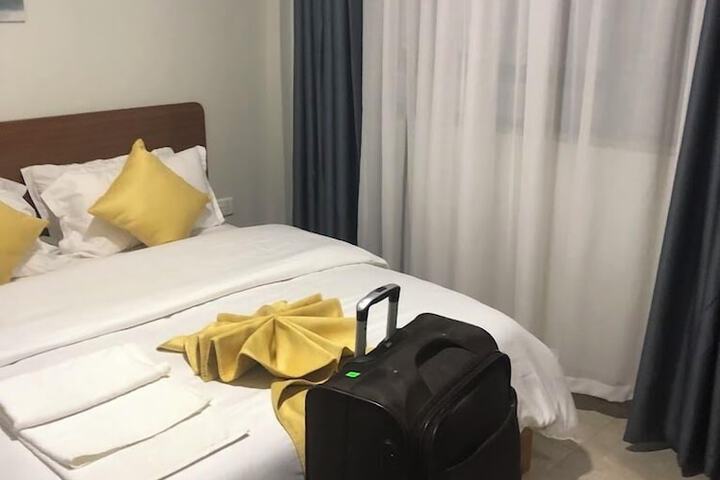 Room 6 of 29