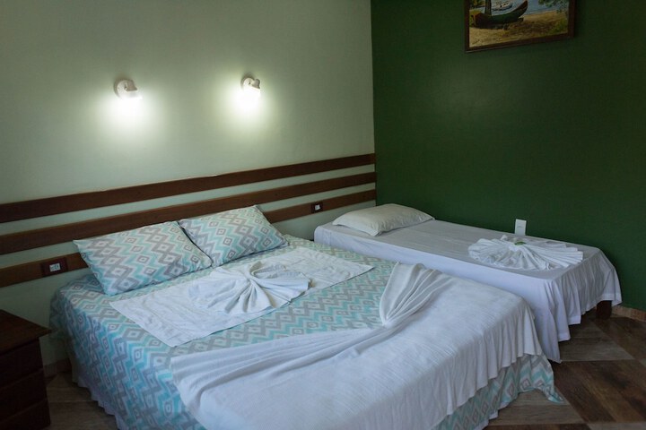 Room 5 of 42