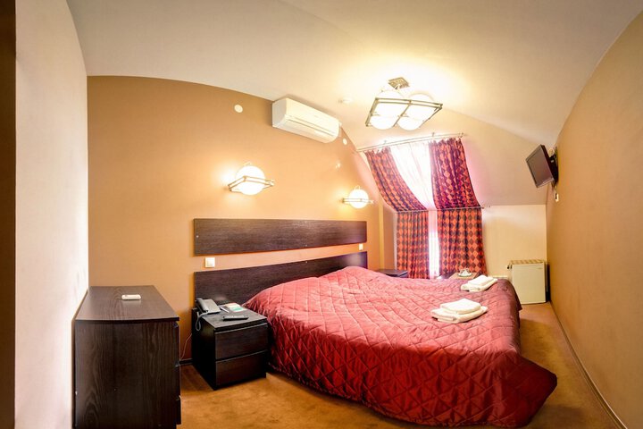 Room 28 of 58