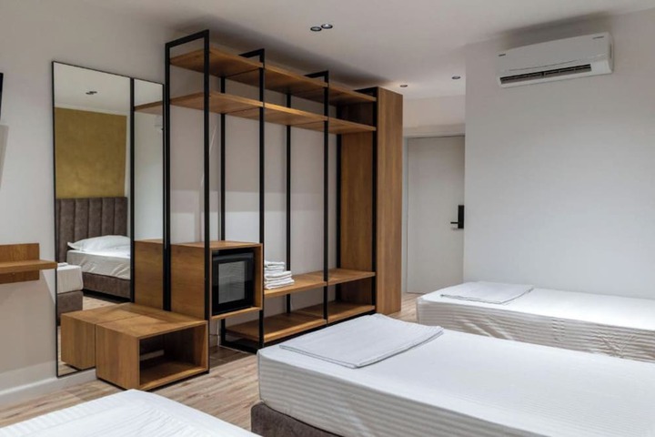 Room 7 of 50