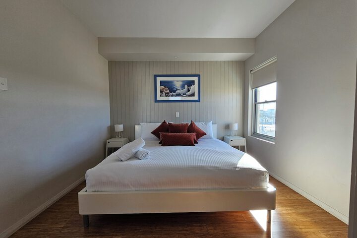 Room 35 of 84