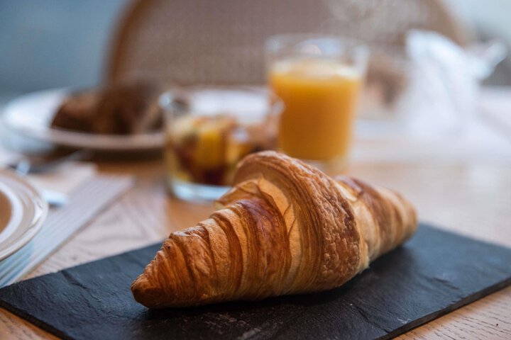 Breakfast/Coffee Service 72 of 107