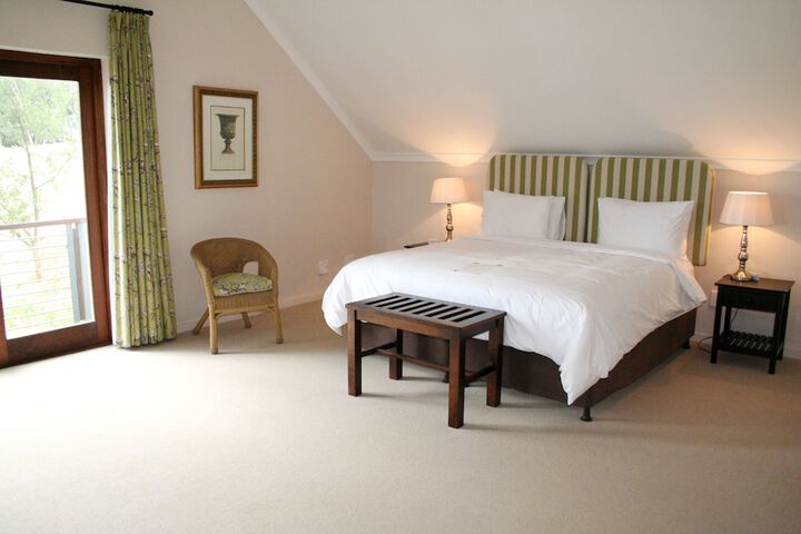 Room 4 of 23