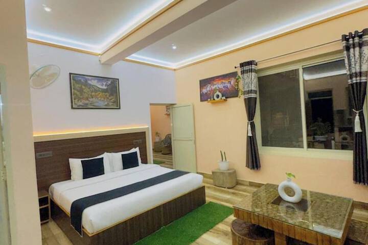 Room 10 of 51