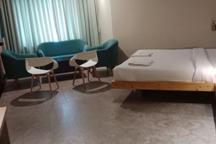 Room 6 of 21