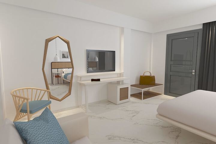 Room 8 of 43