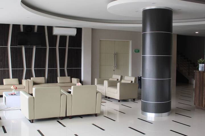 Hotel Interior 6 of 77