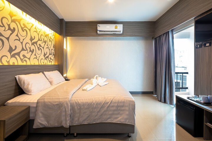 Room 18 of 40