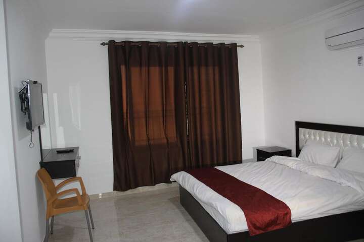 Room 20 of 44