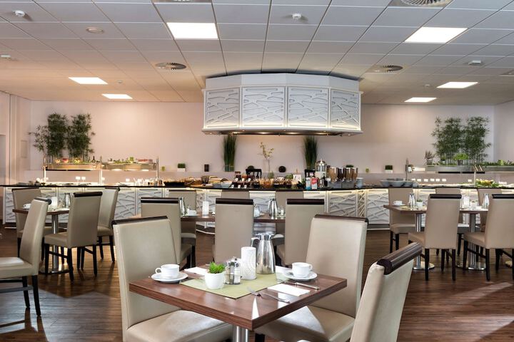 Dining Photos