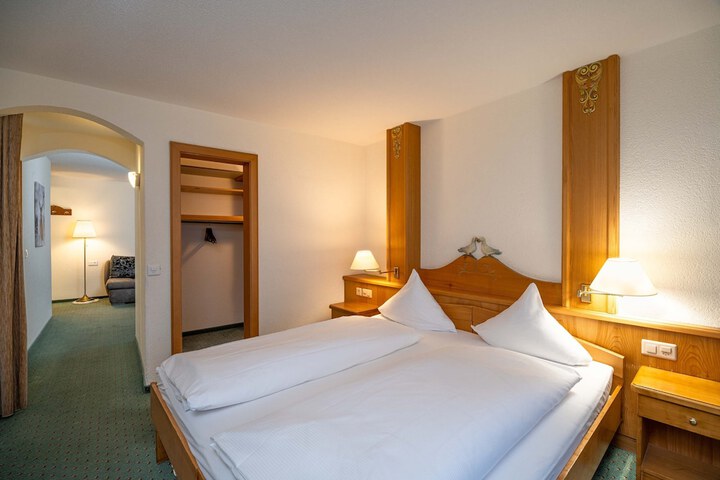 Room 17 of 67