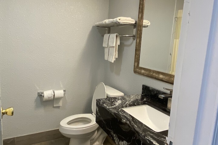 Room 12 of 15