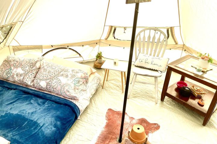 Room 51 of 122
