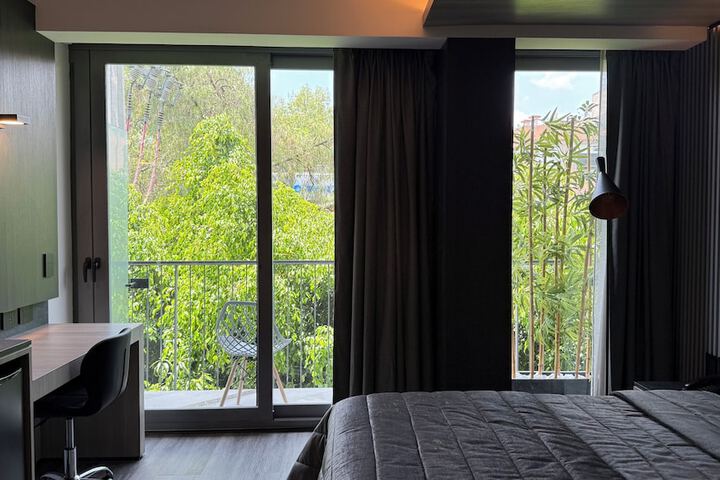 Room 38 of 64