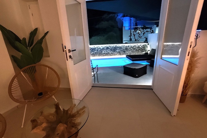 Room 35 of 189