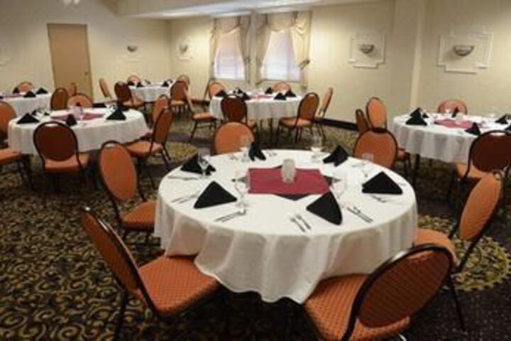 Ballroom/Hall 2 of 75