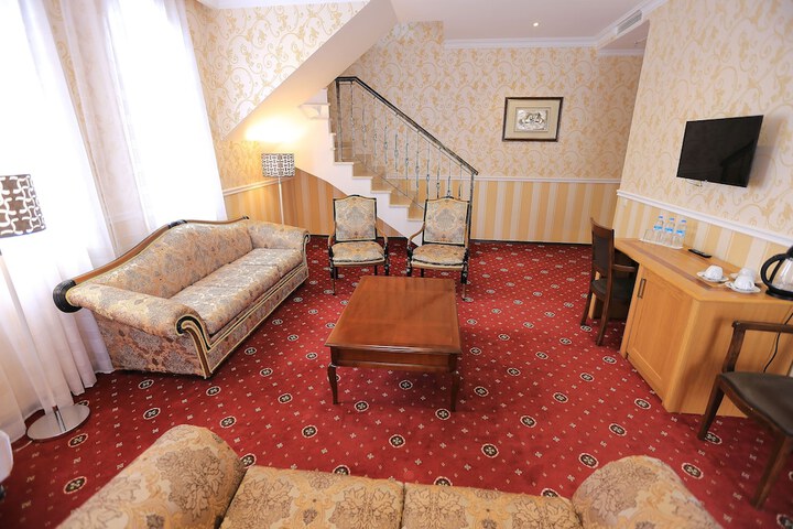 Room 26 of 45
