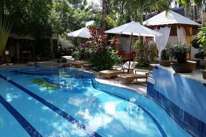 Pool Hotel