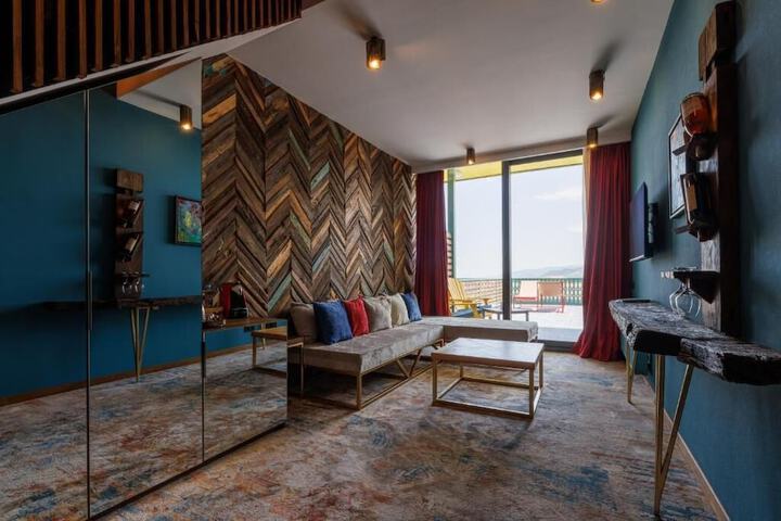 Room 24 of 55