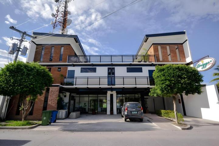 Image of DRIGGS SUITES
