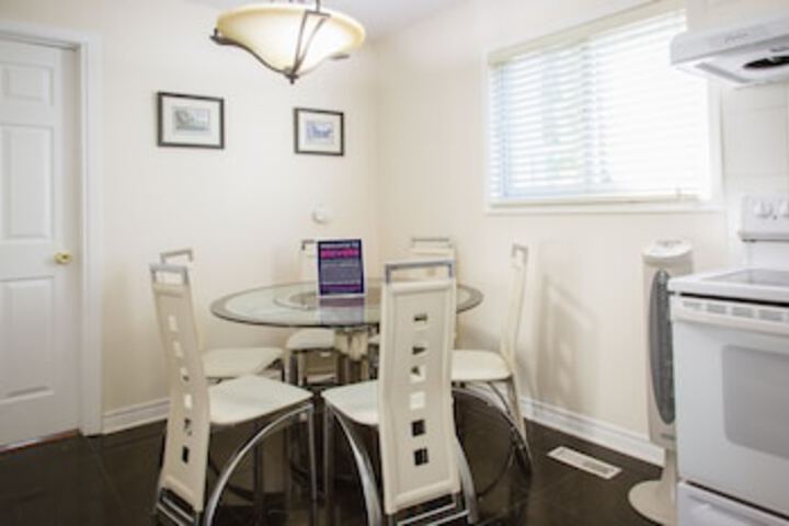 Elevate Rooms Agincourt Centre