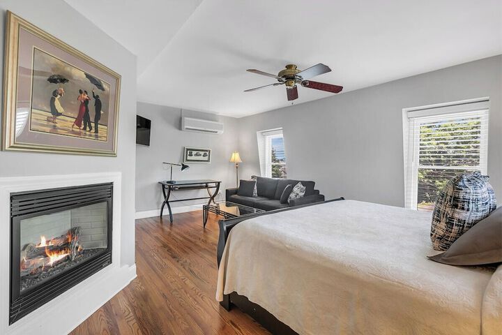 Room 21 of 50