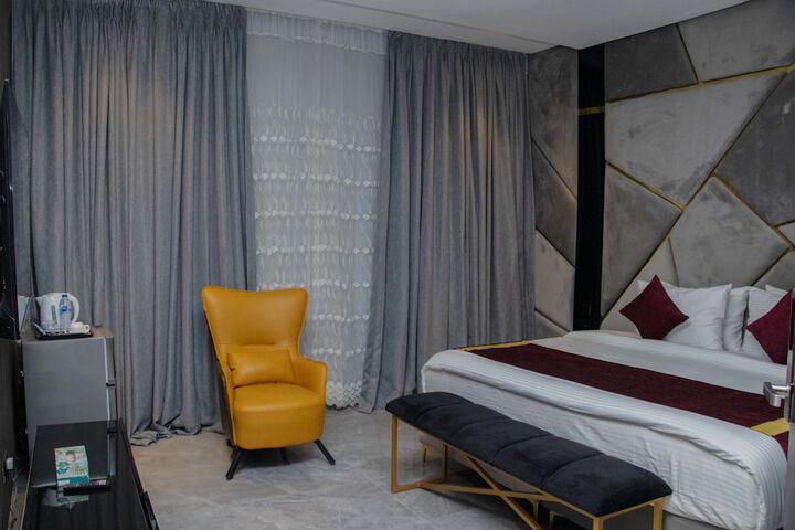 Room 7 of 46